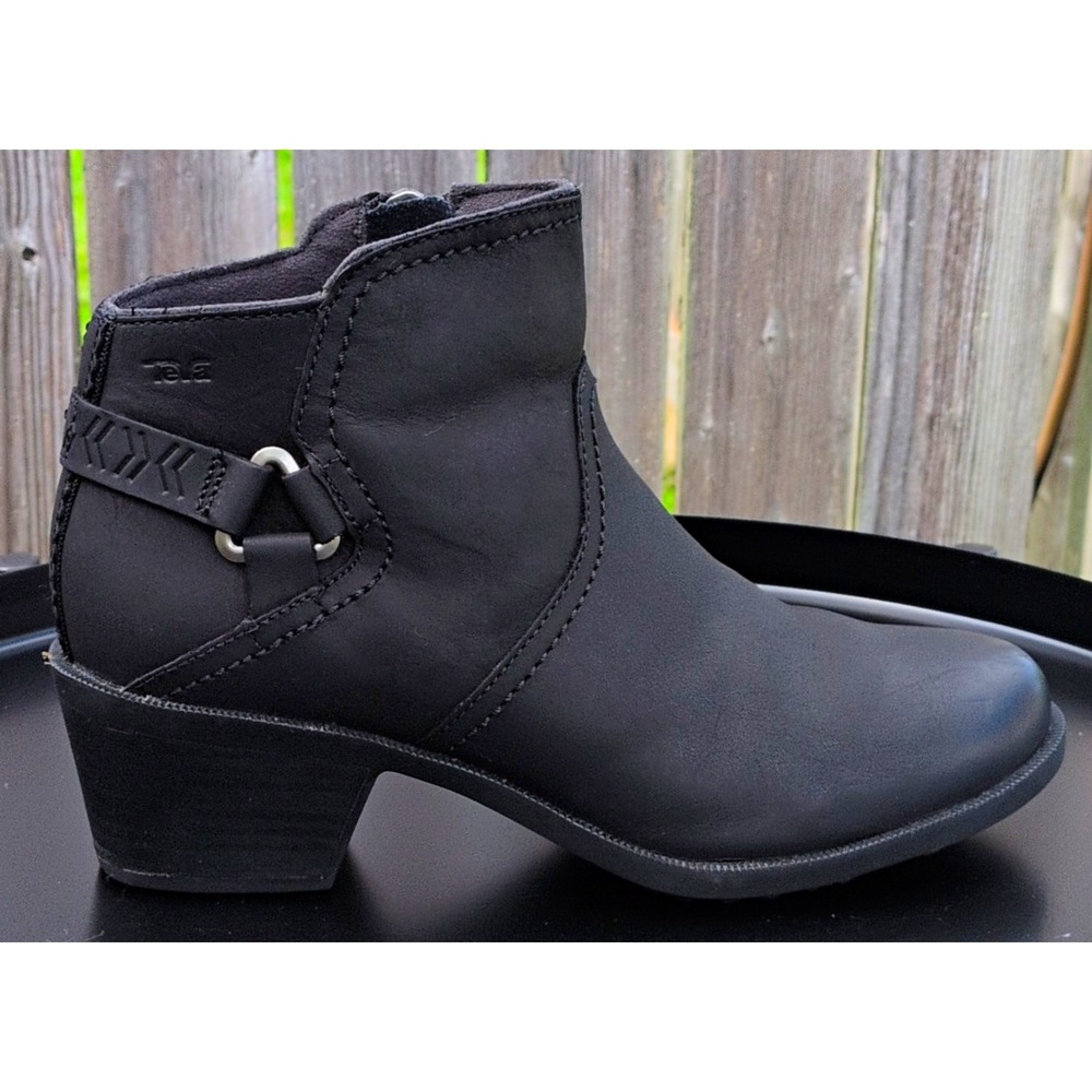 Teva Foxy Boots Women's 7 Black Leather Waterproof Side Zip Comfort Gorpcore